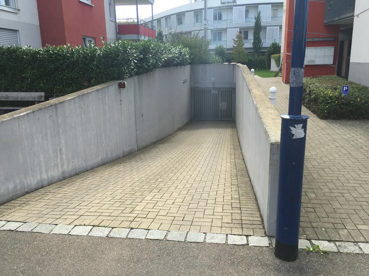 Bild 1: TG Stellplatz in Freiburg ab sofort zu vermieten