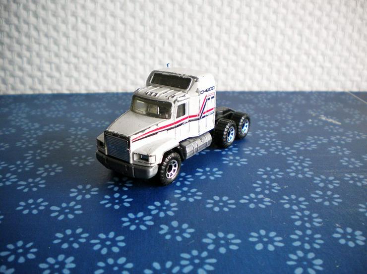 Bild 1: Matchbox-Mck CH 600 Truck,1:97,1990