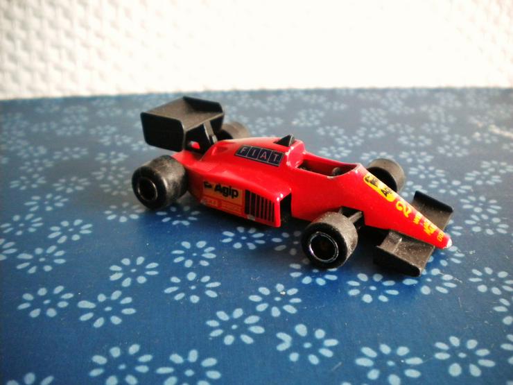 Bild 2: Majorette No. 282-F1 Ferrari 1:66,80er Jahre,ca. 8 cm