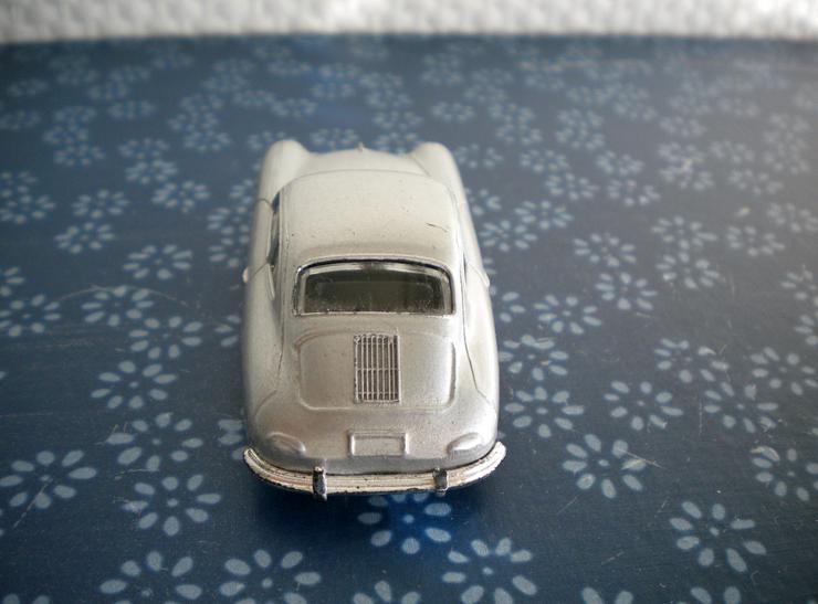 Bild 3: Maisto-Porsche 356 A Coupe,ca. 7,5 cm