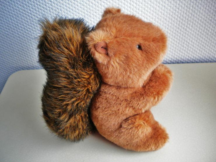 Animal Magic-Plüsch-Eichhörnchen,ca. 23 cm - Teddybären & Kuscheltiere - Bild 1