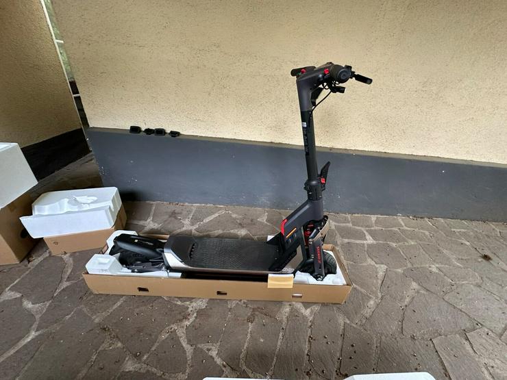 Bild 13: Segway Super E-Scooter GT2 70 km/h nur 65km wie neu