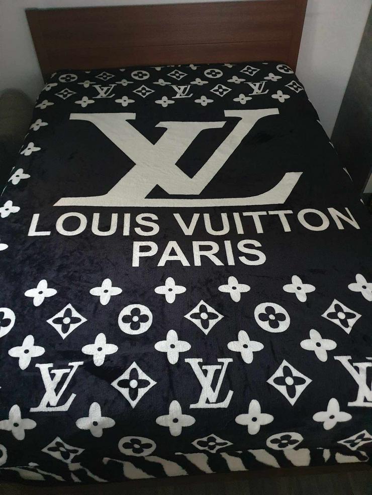 Bild 1: Bettdecke Louis Vuitton