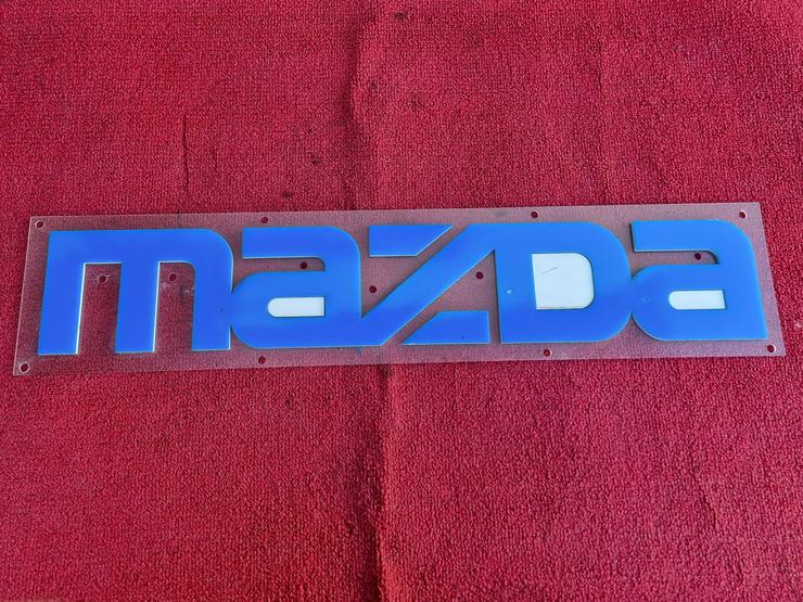 Bild 10: Mazda Firmenschild Plexiglas 75x16 121 323 626 929 MX5 MX 3 5 6