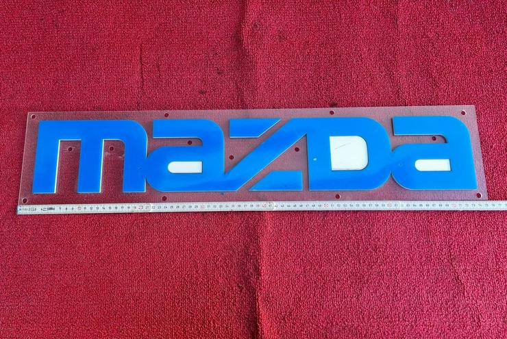 Bild 11: Mazda Firmenschild Plexiglas 75x16 121 323 626 929 MX5 MX 3 5 6
