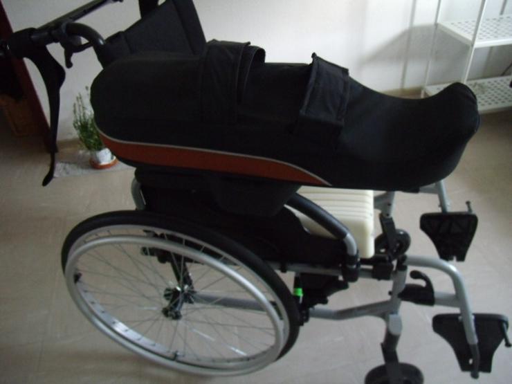 Bild 2: Armlehne  Systam für Rollstuhl
