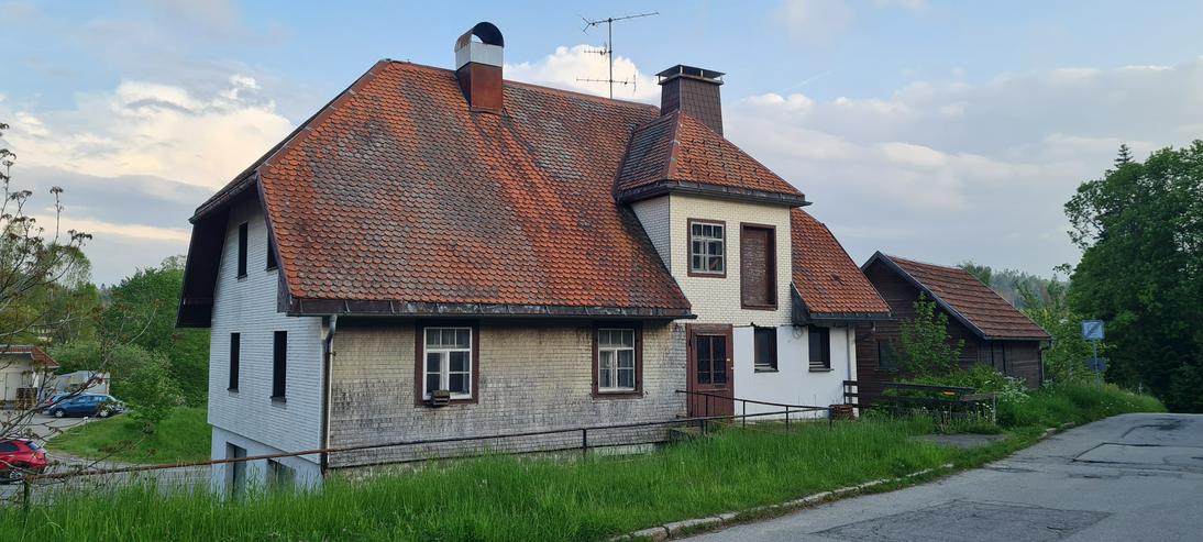 Schönes Wohnhaus mit Doppelgarage, Schuppen/Werkstatt und Garten - Haus kaufen - Bild 9