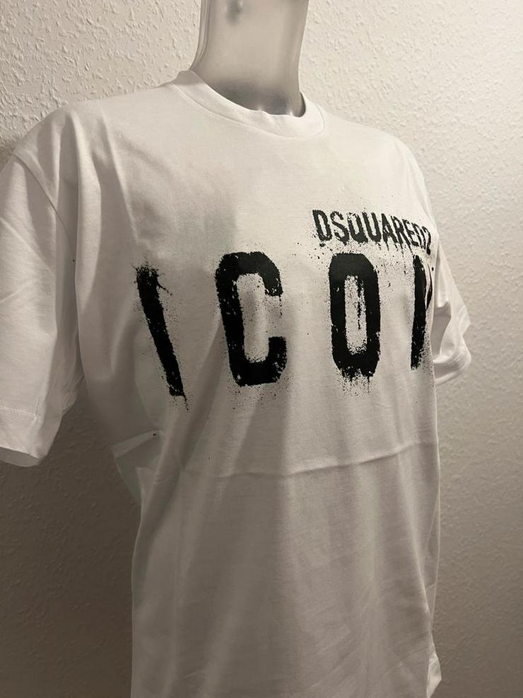 Bild 5: Dsquared2 Icon Spray T-Shirt in Groesse M & XXL zu haben. NEU und OVP TOP