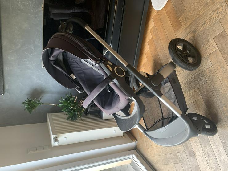 Bild 14: Stokke Kinderwagen super Zustand mit umfangreichen Zubehör