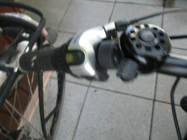 Bild 15: Kinderfahrrad Mountainbike 24 Zoll Spezialiced Versand auch möglich