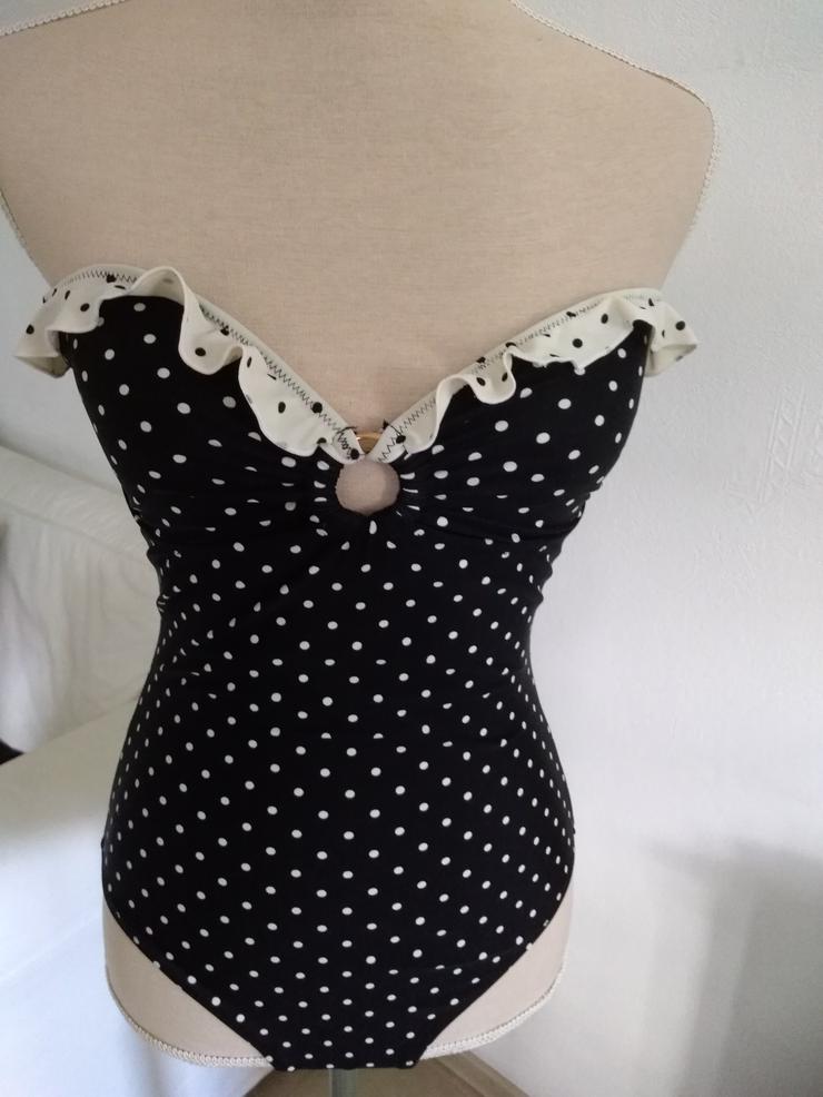 Badeanzug mit Polka-Dots NEU! - Cup B / 40-42 / M - Bild 3