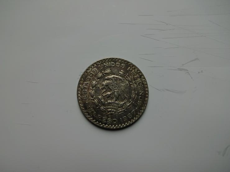 Bild 2: 1 Mexikanischer Peso 1967 Silber