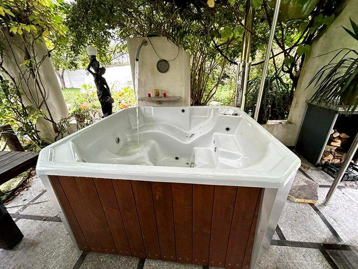 Thermoholz SPA Outdoor Whirlpool BadeFass BE 1,9 x 2 m inkl.Holzofen - Entspannung & Massage - Bild 2