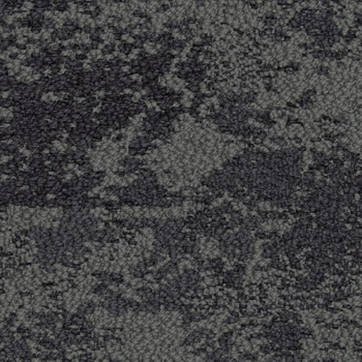 Teppichfliesenserie von Interface mit einem schönen verspielten Muster - Teppiche - Bild 5