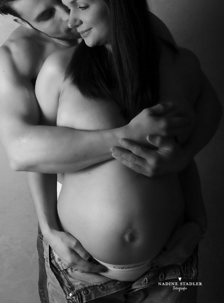 Bild 3: Babybauch Fotoshooting Schwangerschaftsfotografie Fotograf 