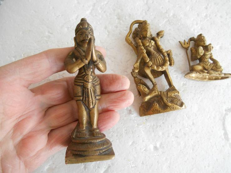 Bild 5: Pooja Figuren.....hl.Kuh..Shiva...Hanuman...Ganesha.....