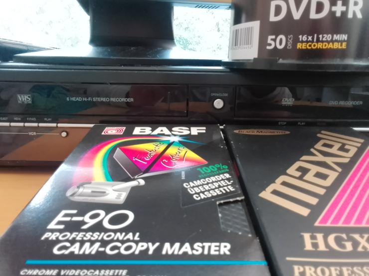 Digitalisierung von VHS, VHSC, Video8, uvm auf DVD u. USB
