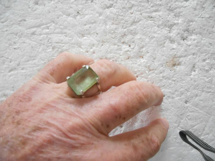 Bild 1: grüner Fluorit Ring