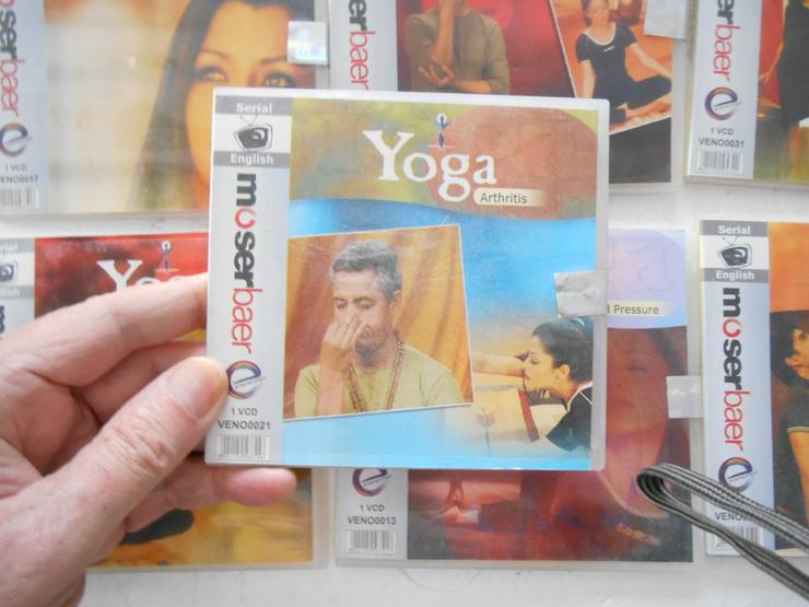 Bild 2: Yoga-Dvd..................
