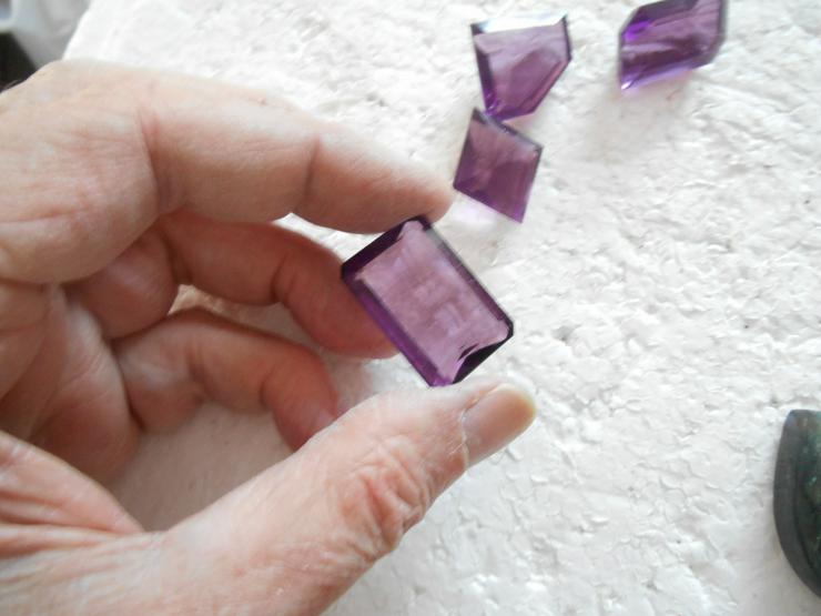 Bild 9: Amethyst- Rose....Ametyst-Steine.