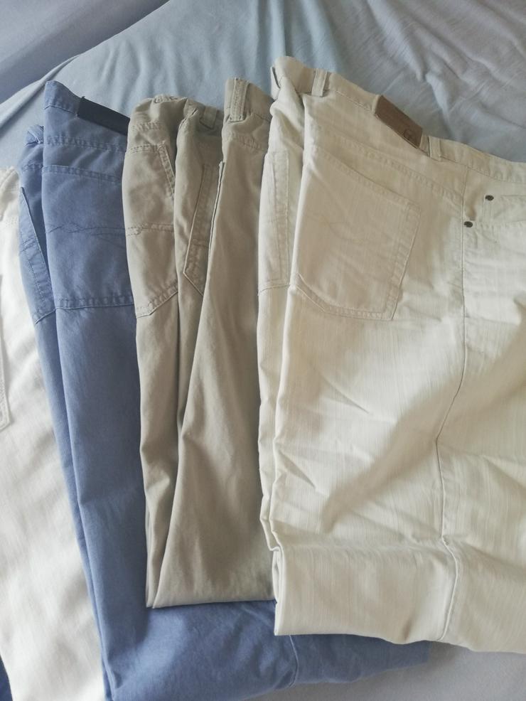 Bild 8: 18 wunderschöne Hosen, lang, diverse Farben in Top-Zustand zu verkaufen