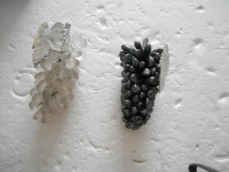 Bild 1: Edelstein-Trauben.....Bergkristall / Hämatit / Amethyst/Aventurin .....