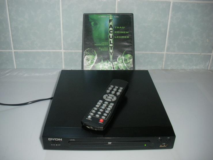 Bild 3: DVD Dyon DviX ,USB , Mit FB + Geschenk , Silber  Kette.
