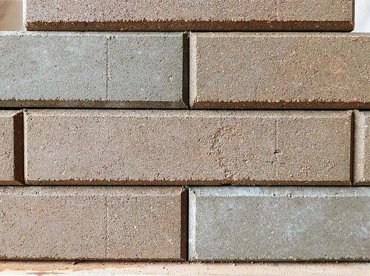 Bild 8:  Recycling Lego Ziegel Klinker beton zement mauerstein gartengestaltung Galabau Hausbau