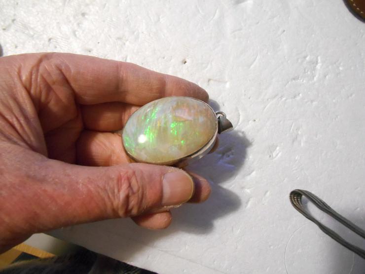 Bild 3: Opal-Anhänger....Museumstück