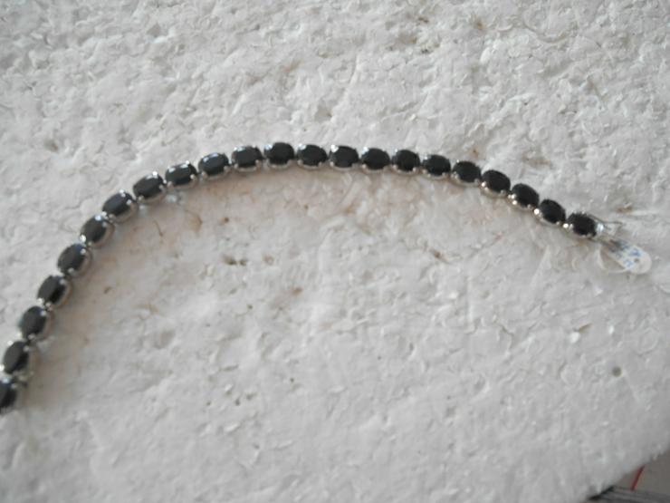 Bild 2: schwarzes Saphir-Armband