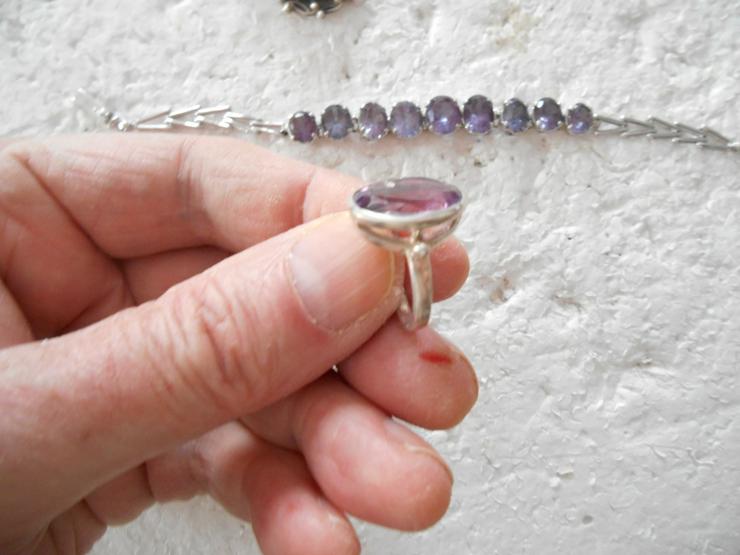 Bild 3: Armband und Anhänger in AMETHYST