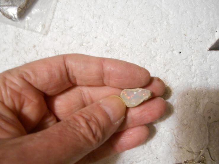 Opal-Rose...11,25 carat - Edelsteine & Fossilien - Bild 3