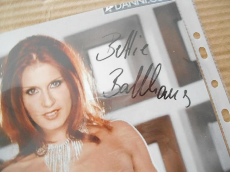 Bild 3: Autogramm v.Siena Schilke.....Vivian Schmitt....Betti Ballhaus