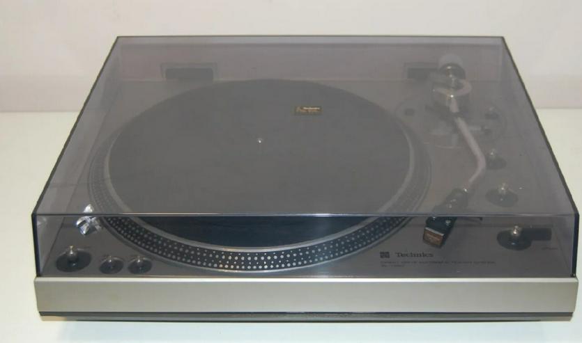 Bild 13: Technik SL-1300 Plattenspieler