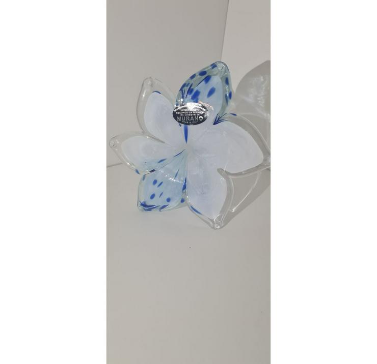 Blüte Weiß/Blau Murano Glas (Dekoration) - Figuren & Objekte - Bild 1