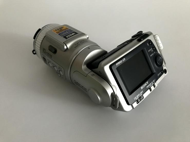 Bild 1: Sony Cybershot DSC-F505V Kamera