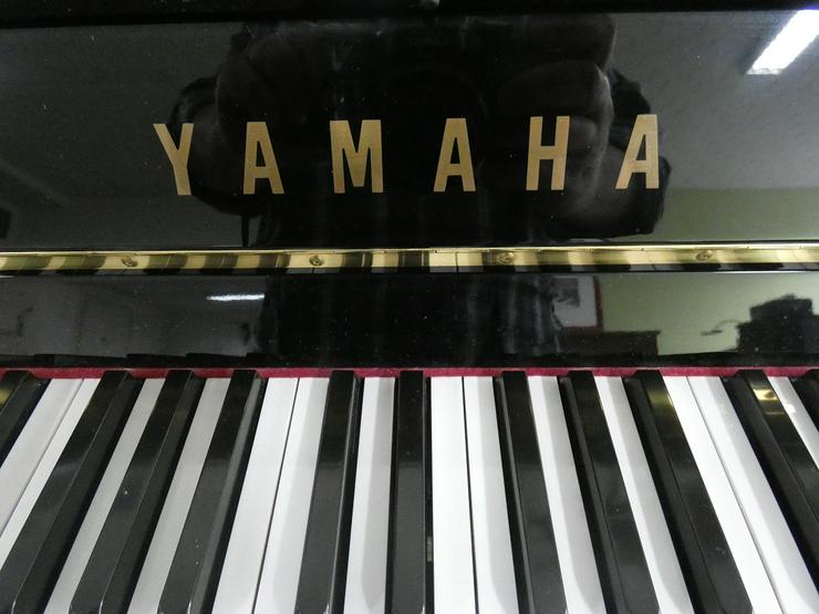 gebrauchtes Yamaha Silent Klavier von Klavierbaumeisterin aus Aachen - Klaviere & Pianos - Bild 2