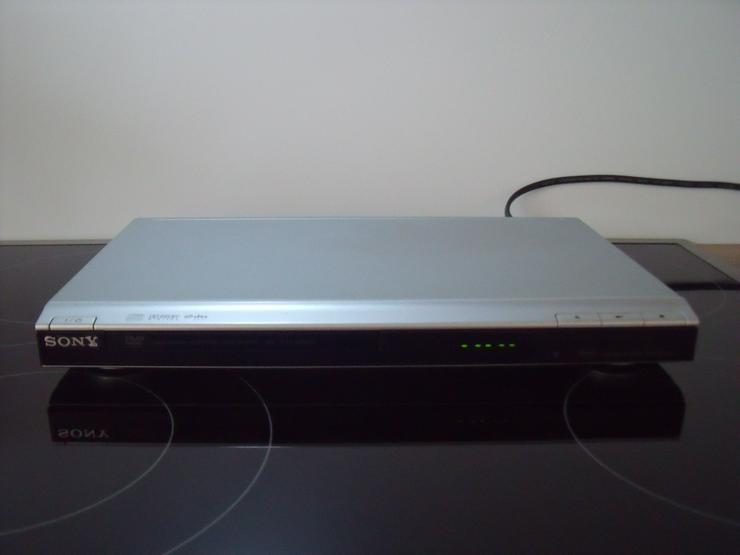 Bild 5: DVD Player Sony mit FB DviX, USB, Fast neu. + Silber  Kette.
