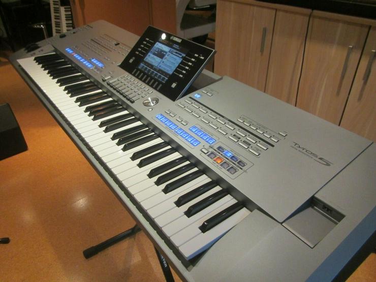 Yamaha Tyros 5 mit 76 Tasten  - Keyboards & E-Pianos - Bild 1