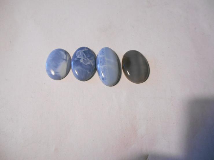 blaue Opale - Edelsteine & Fossilien - Bild 1