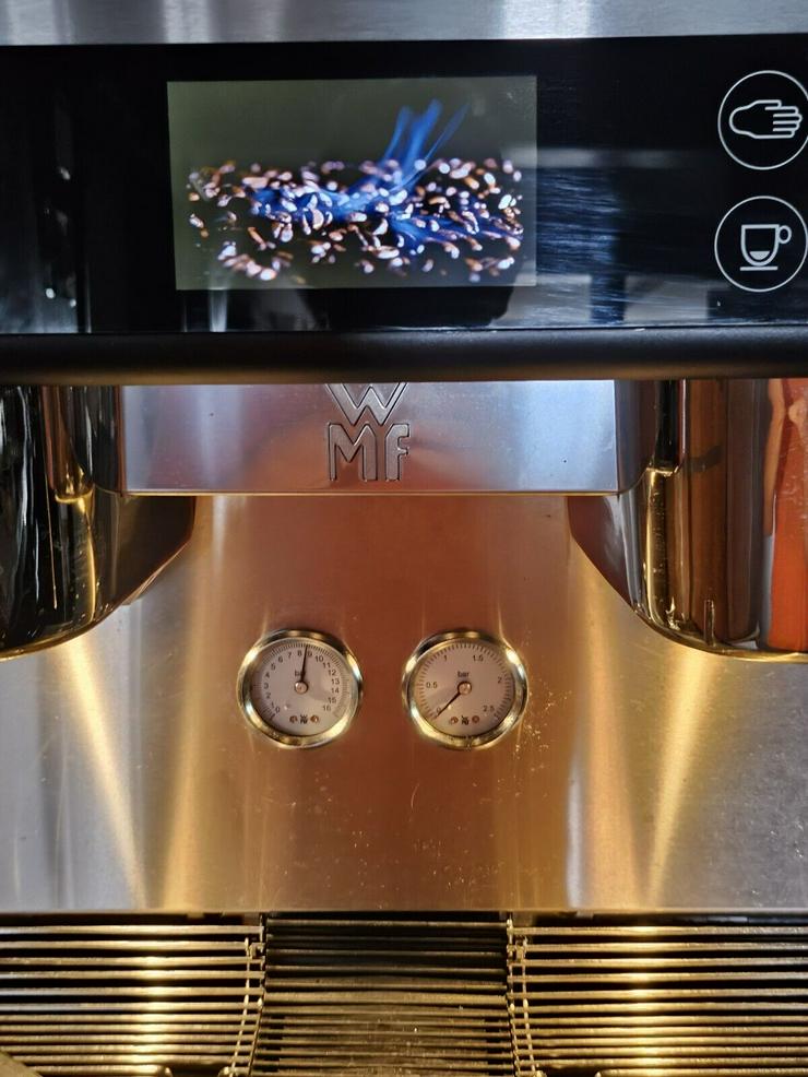 Bild 2: WMF Espresso Siebträgermaschine 2-gruppig
