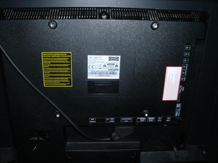 Bild 11: BLAUPUNKT LCD TV 40 Zoll mit Fernbedienung + Silber  Kette.+ DVD Player.