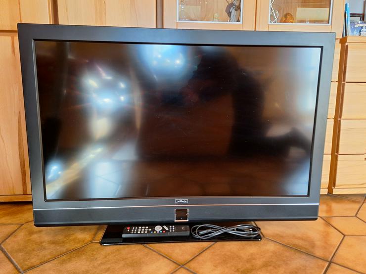 LCD Fernseher Metz Axio Pro 42, schwarz mit Standfuß