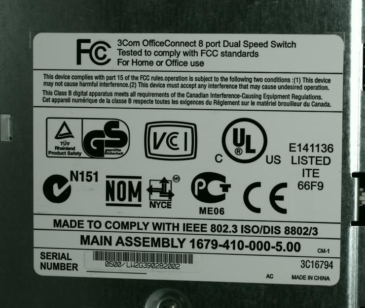 Bild 4: 3COM Dual Speed Switch 8 10/100 router