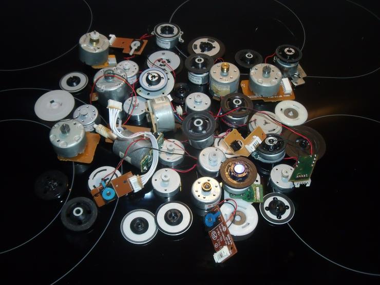 Bild 1: Kleine  mikro motor Für  DVD  Player , CD Spieler , kompakt anlage ,U,S,W: