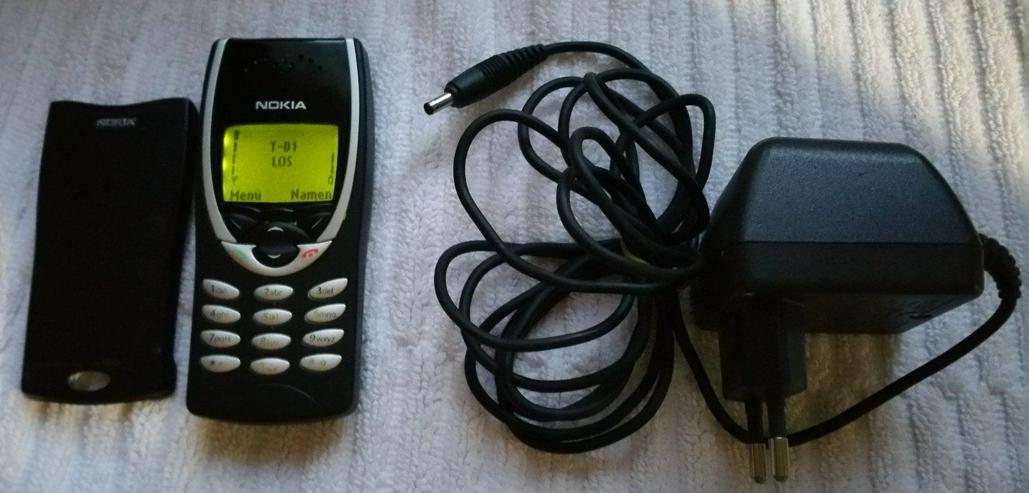 Nokia Handy Original Nokia 8210 Handy, Akku NEU - Handys & Smartphones - Bild 1