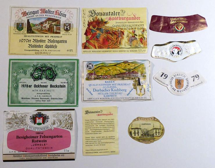 Vintage  Weinetiketten 10 alte und 7 neue