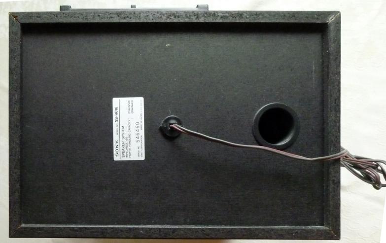 Bild 2: 2 Lautsprecher von einer SONY-Stereo-Anlage