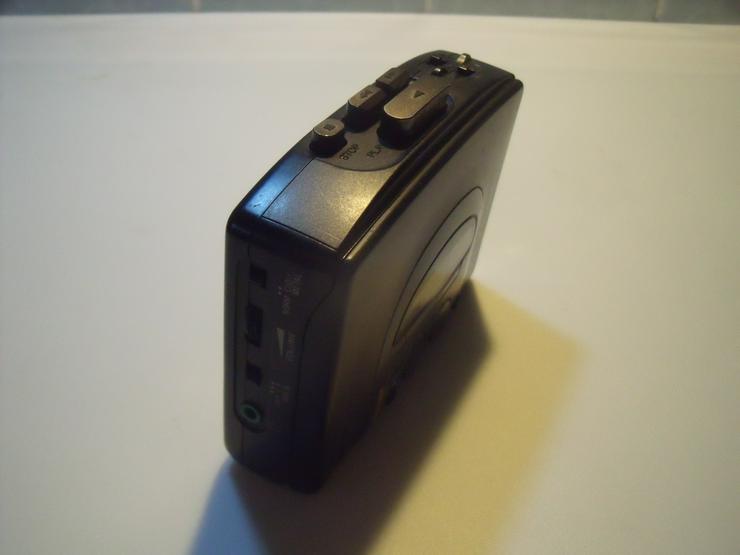 Bild 5: Walkmann Sony Tragbarer Musikplayer Mit Kopfhörer MK  Kassette spieler.