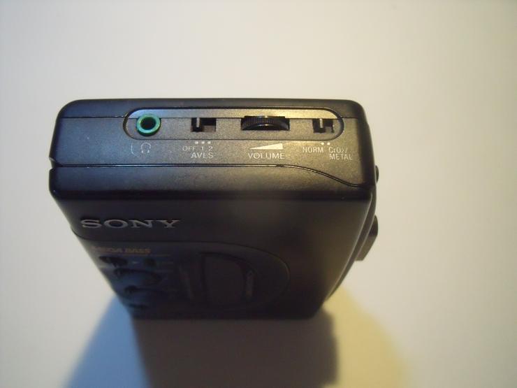 Bild 9: Walkmann Sony Tragbarer Musikplayer Mit Kopfhörer MK  Kassette spieler.